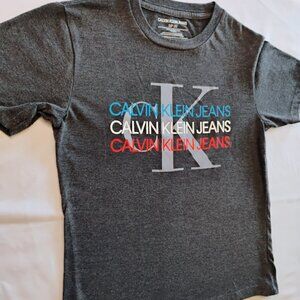 Grey Calvin Klein Jeans T-Shirt Small (8)